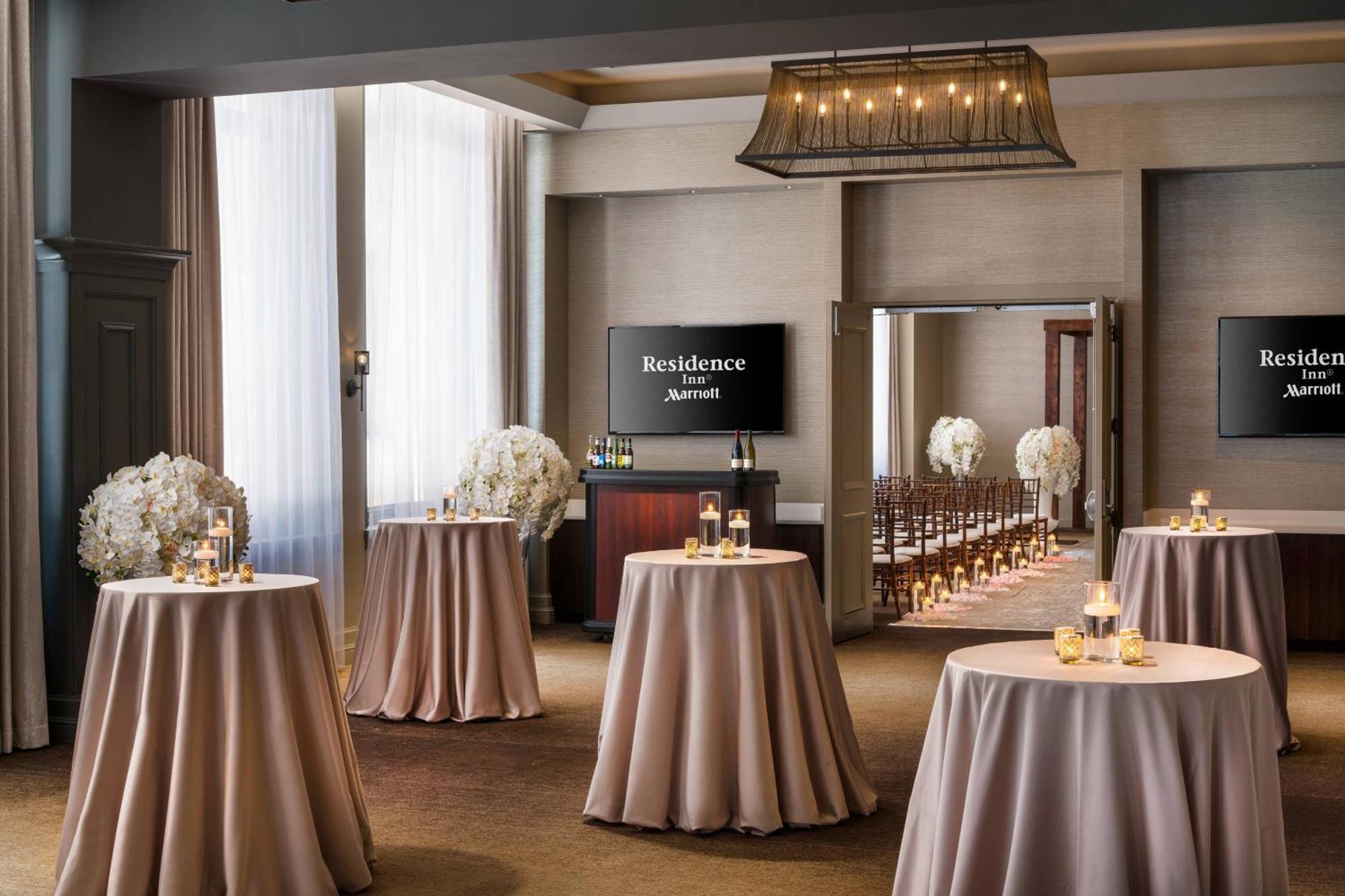 Residence Inn By Marriott Chicago Downtown/Loop מראה חיצוני תמונה
